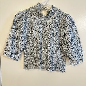 NWT H&M Women's Blue Patterned Top